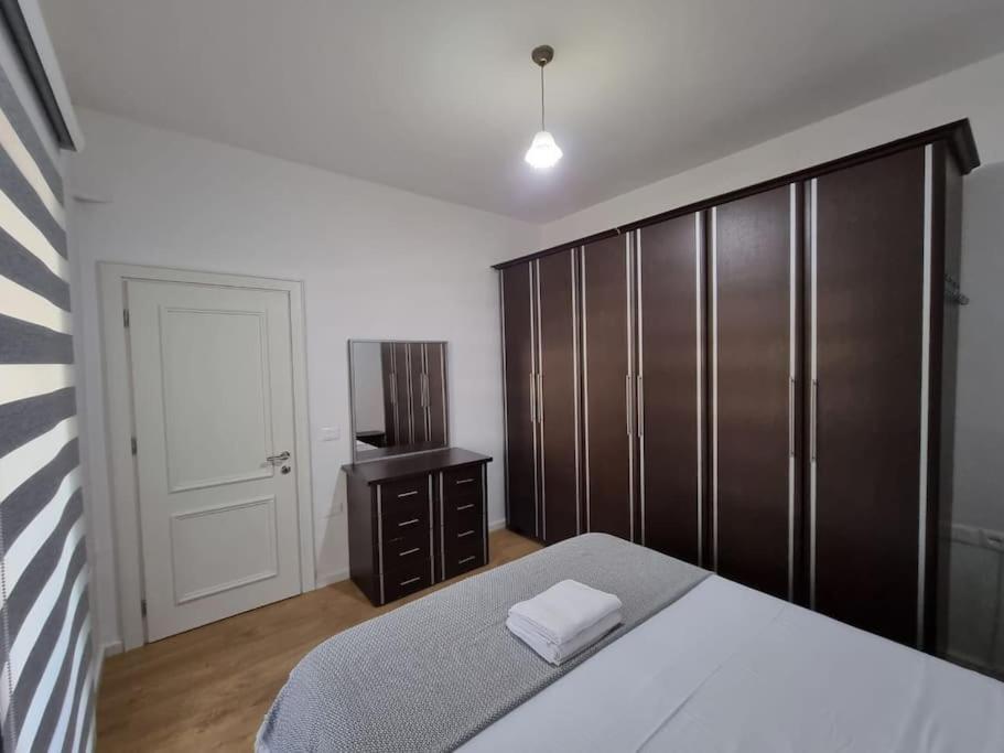 Zyli Apts, By Bunker Art 2 Museum, Tirana Bagian luar foto